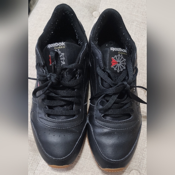 Reebok Classic Men's Black Sneakers - Picture 1 of 6